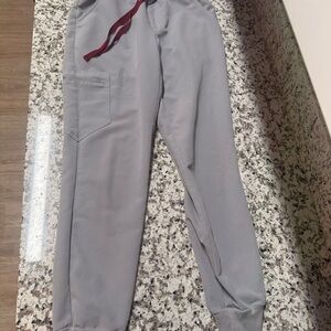 Figs Women’s High Waisted Zamora Jogger Scrub Pants in Cement XS